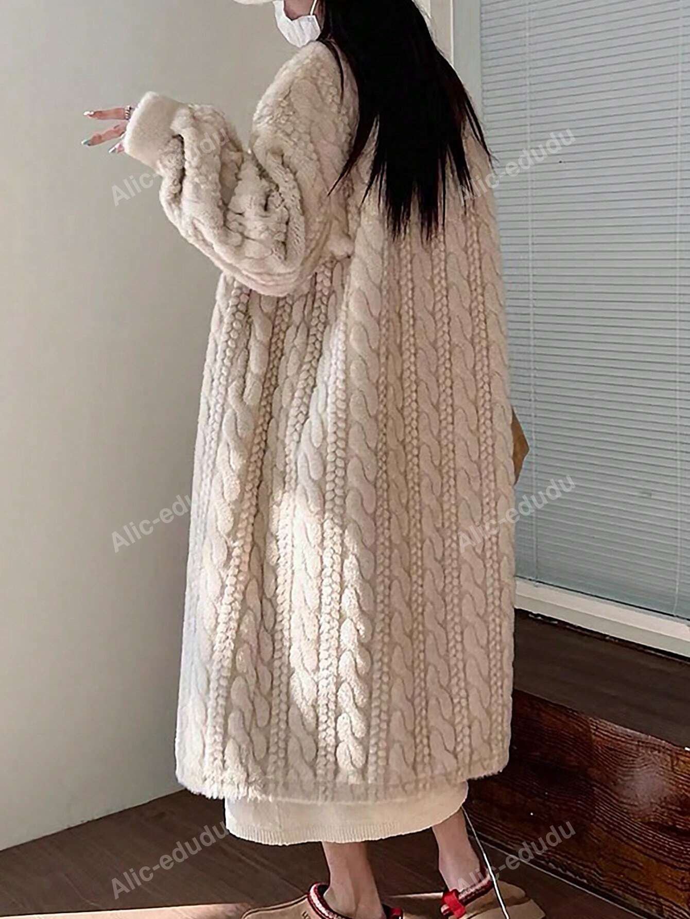 Winter Cozy Long Coat - Warm & Cozy